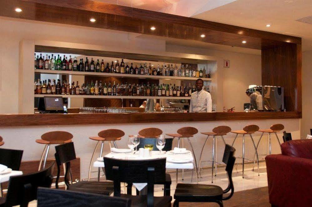Ascot Boutique Hotel Йоханесбург Ресторант снимка